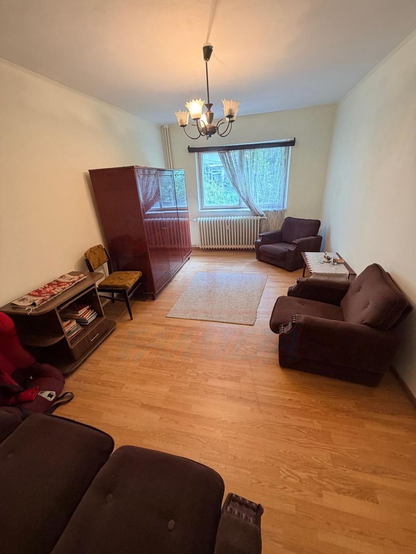 APARTAMENT CU 2 CAMERE DE VÂNZARE | MICRO 18 | PARTER - Poză 2
