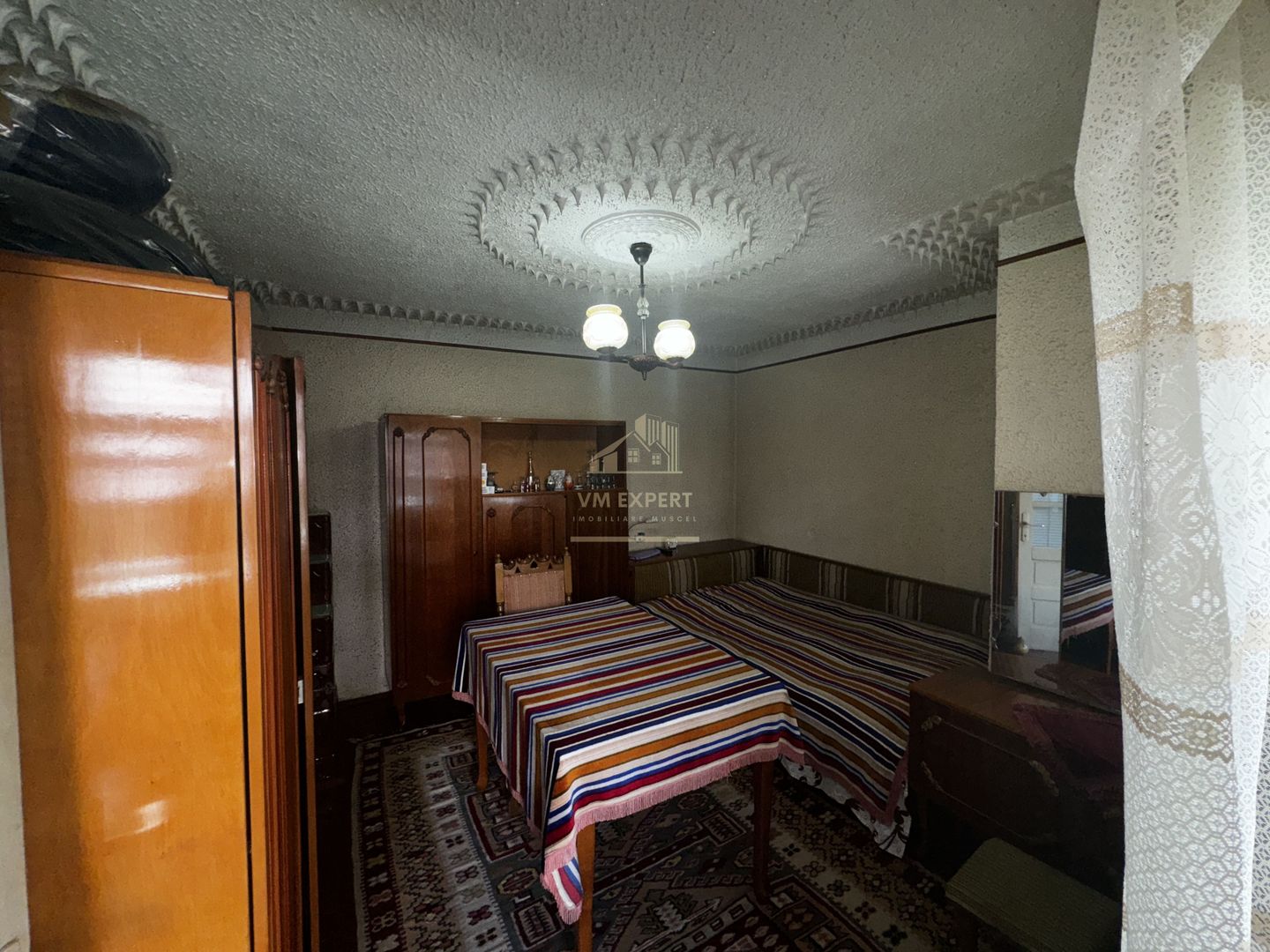 CASA 5 CAMERE 180 MP TEREN 814 MP CAMPULUNG - Poză 3