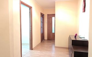 Apartament cu 3 camere, etaj 8, mobilat și utilat, zona GARĂ; - Poză 8