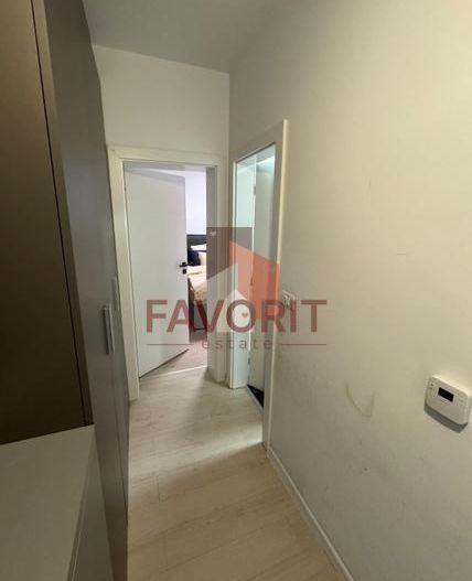 Mobilat si utilat. Pozitie buna. 2 locuri de parcare - Poză 10