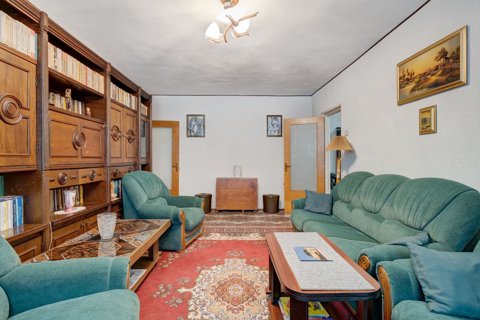 RARITATE la vânzare - 3 camere, etaj 4, Calea Vacaresti-Mall Sun Plaza - Poză 2