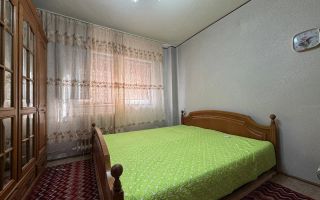 Vând apartament 2 camere - Poză 5
