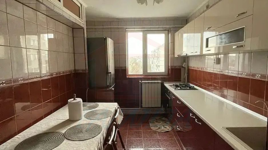 🏡 Apartament cu 2 camere de închiriat, 350 EURO, Micro 20 - Poză 1