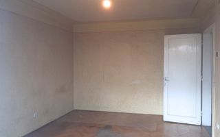 Apartament 2 camere 89000 EUR etaj intermediar foarte aproape de piata Astra - Poză 7