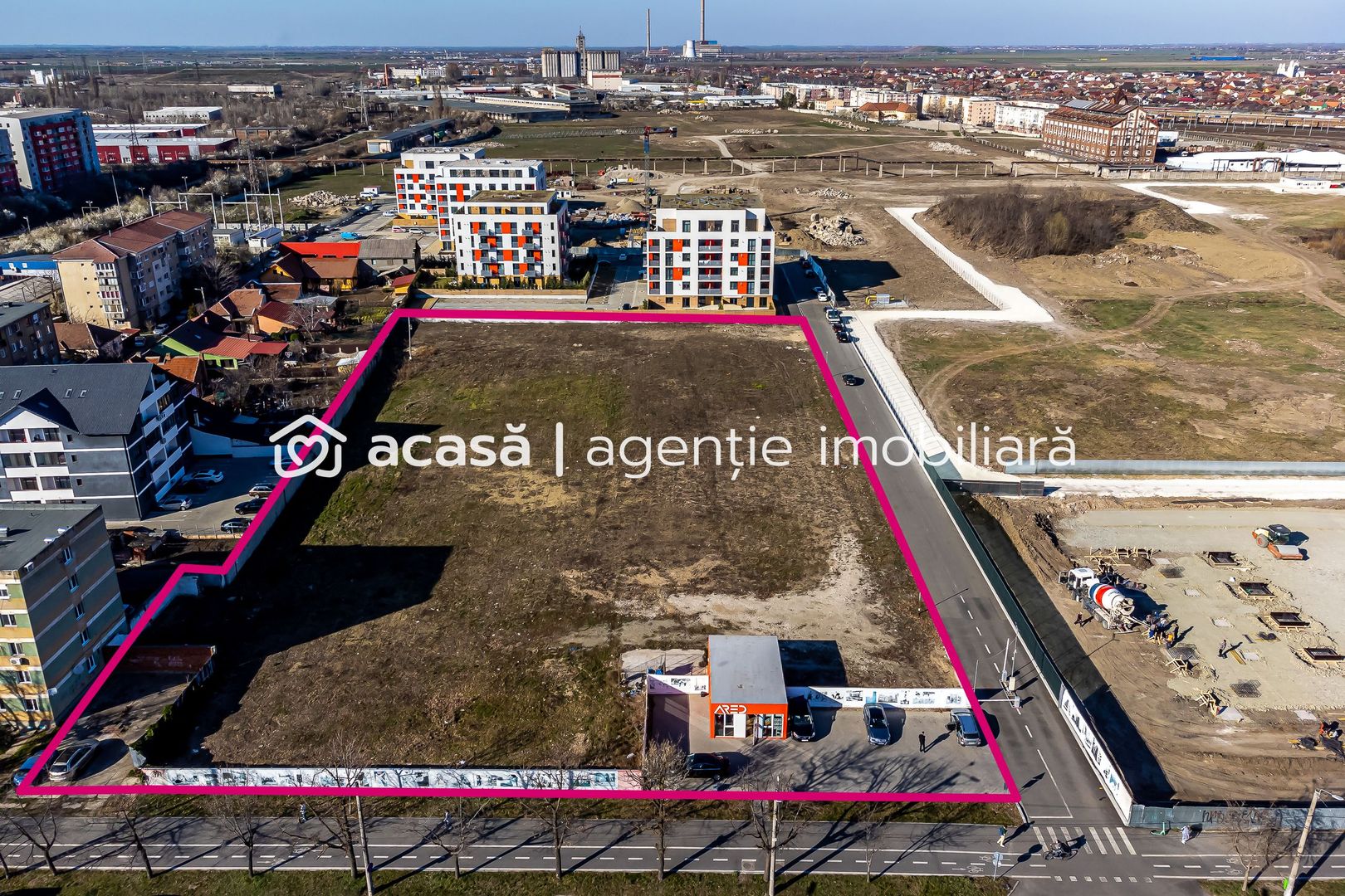 Teren central pentru dezvoltari rezidentiale si comerciale - Poză 2