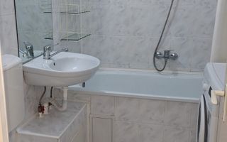 Apartament 4 camere 90 mp utili 2 băi 3 balcoane zona Ultracentrală - Poză 13