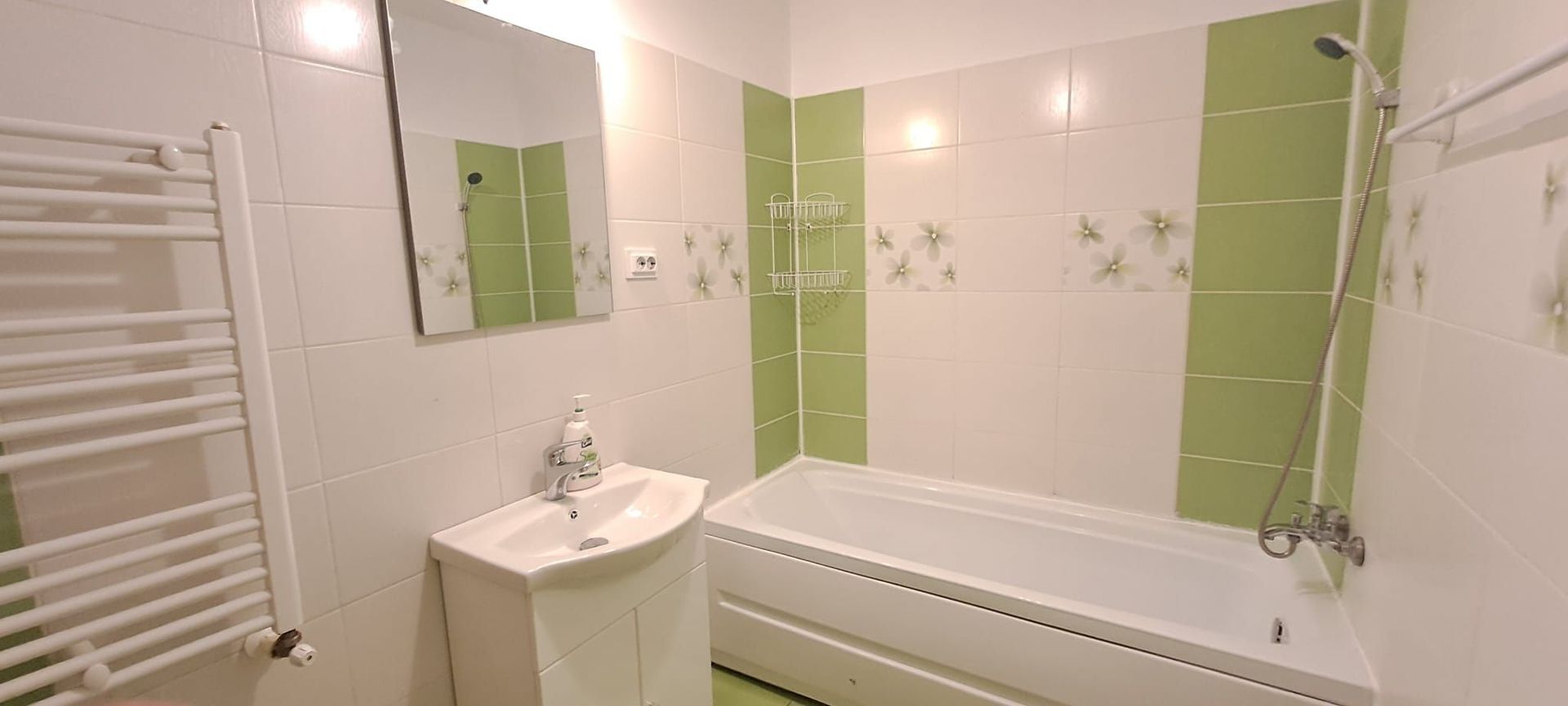 Apartament 2 camere, decomandat, centrala, mobilat, STB, comision 0%! - Poză 8