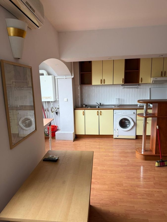 Apartament 2 camere Cismigiu, centrală proprie, lift, randament excelent - Poză 4