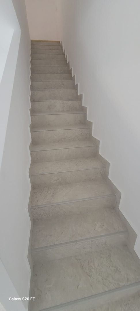 VILA TIP DUPLEX, MUTARE IMEDIATA / ZONA DE CASE - TRAPEZULUI! - Poză 17