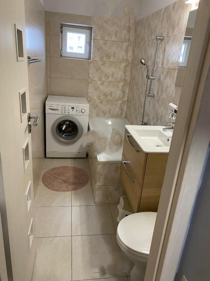 Apartament 3 camere zona Basarabiei - Costin Georgian - Carei - Poză 3