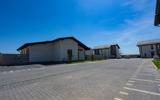 Case noi în Măgurele cu grădină proprie, parc privat și finisaje premium - Poză 16
