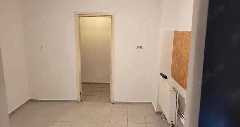 3 camere decomandat parter Aradului  2 bai 2 balcoane - Poză 5