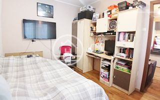 Apartament de vânzare cu 2 camere în zona Rogerius, Oradea - Poză 4