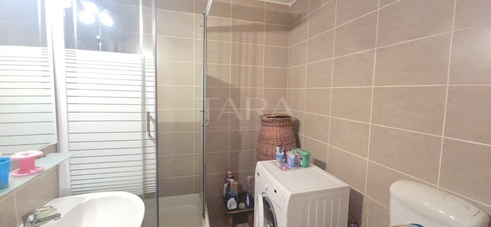 Apartament generos cu 4 camere, situat în zona Poligon. - Poză 7