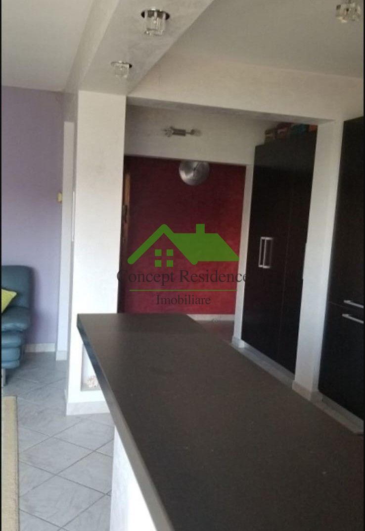 3 camere,72 mp utili, vedere panoramică – merită văzut! - Poză 16