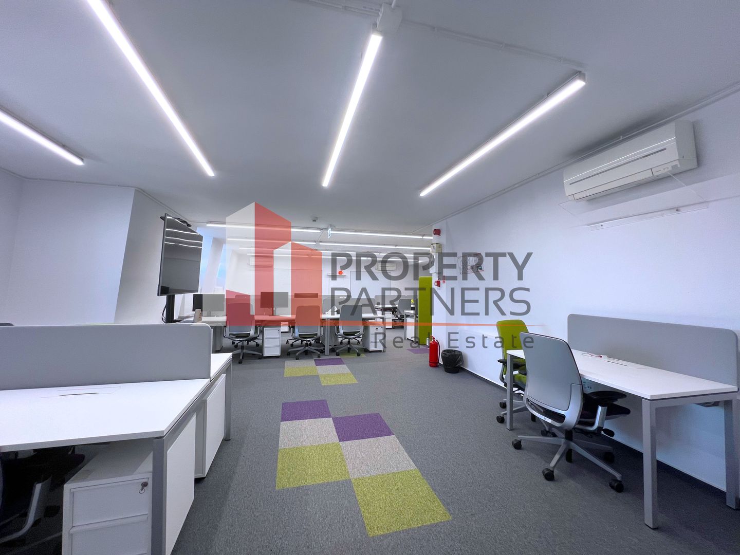 Spatiu modern pentru birouri - 741.54 mp  - Universitate - Poză 2