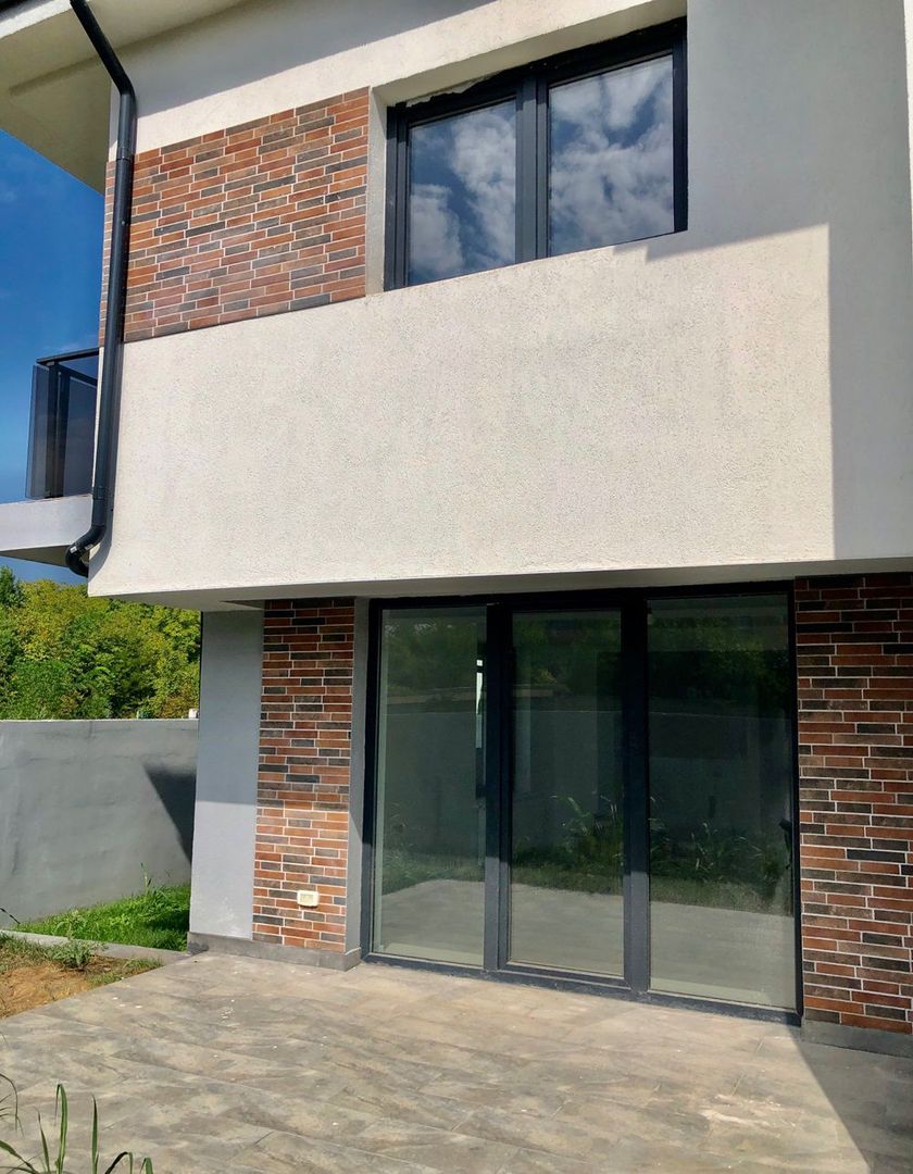 Vila duplex Otopeni | 23 August | Mega Image - Poză 1