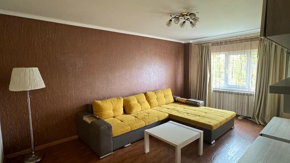 De inchiriat apartament cu 3 camere, Str. Nae leonard, etaj 3, 500 E - Poză 10