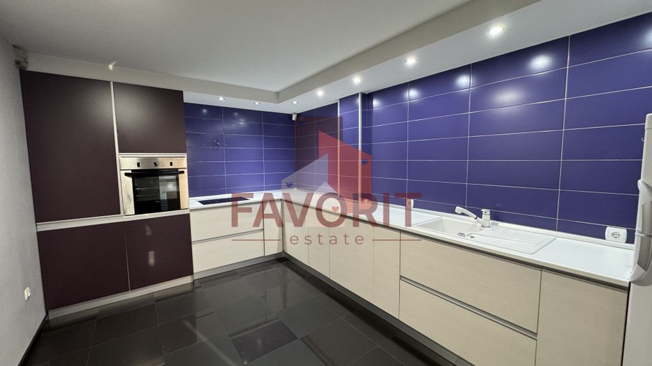 Langa Iulius Town. Renovat. Cu centrala proprie - Poză 1