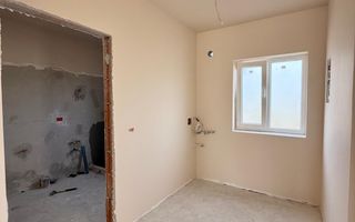 Duplex cu 4 camere despartit prin carport in Mosnita Noua! - Poză 6