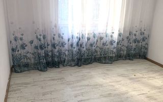 Vanzare Apartament 4 Camere intre Mall Vitan si Metrou Mihai Bravu - Poză 1