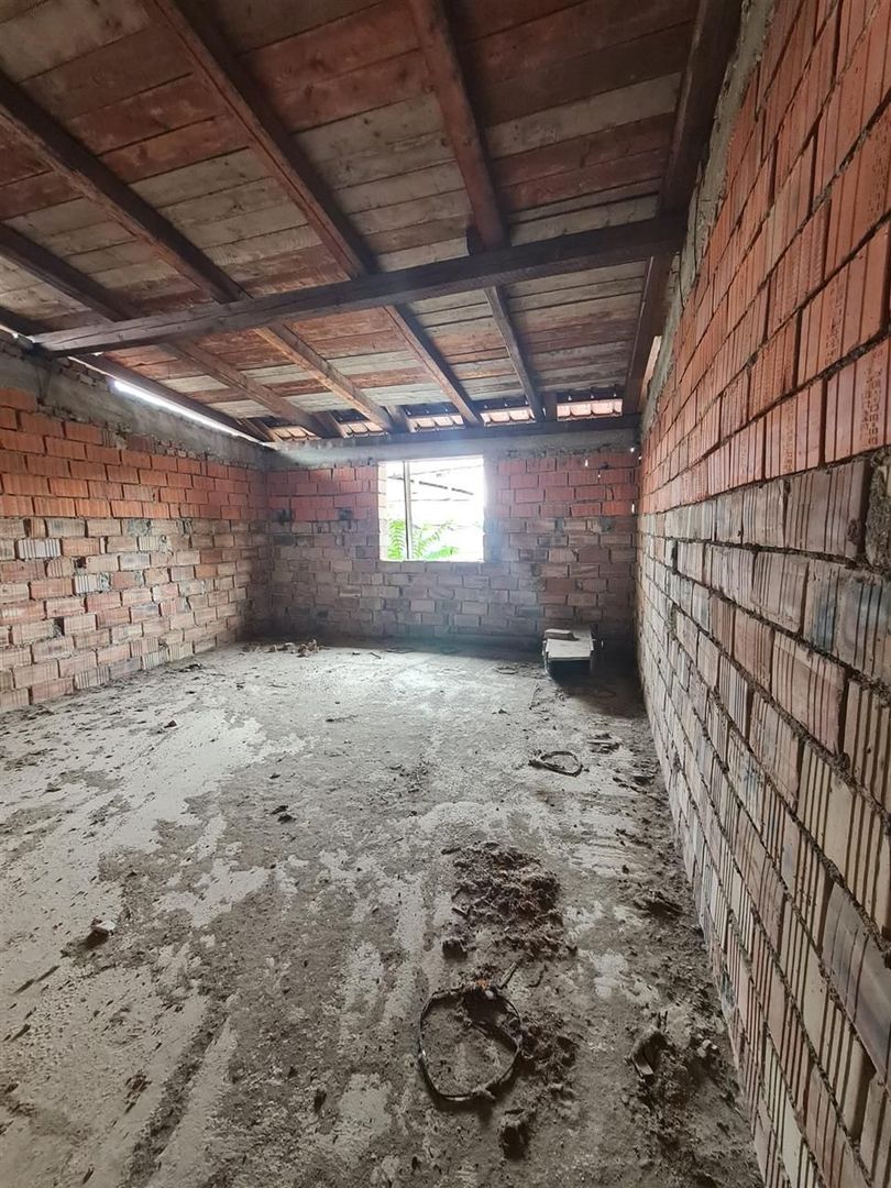 Casa in Rosu zona Garii Oradea - Poză 3