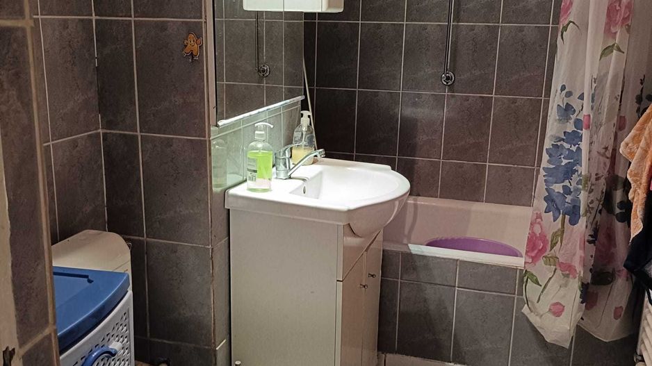 Apartament 2 dormitoare, living + bucataria, Cetate, Sc. nr. 7 - Poză 5