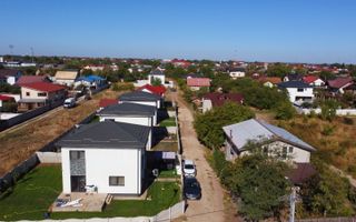 Vila in centrul comunei Berceni - Poză 5