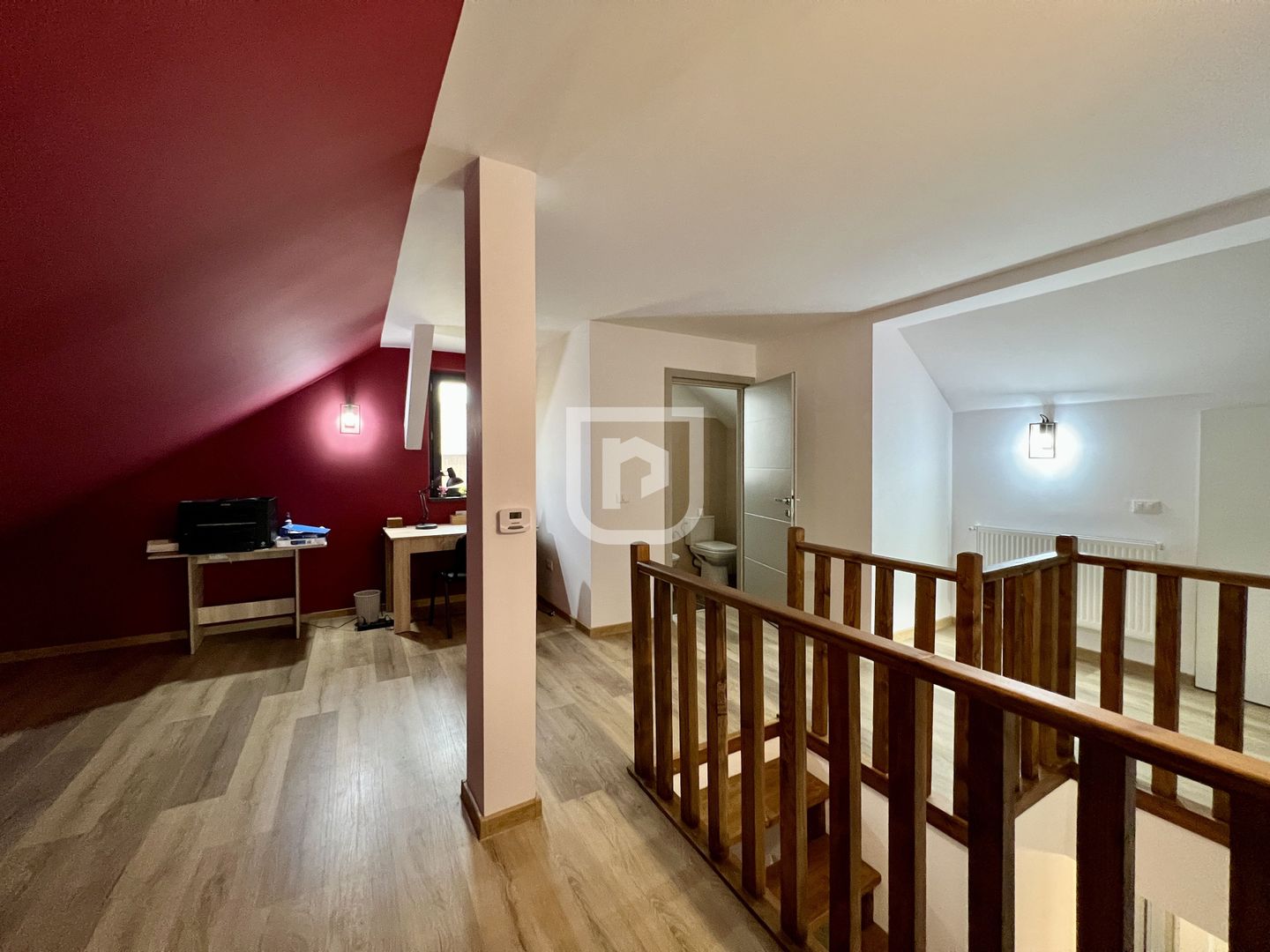 Casa din barne cu 3 dormitoare si pardoseala Gura Humorului - Poză 10