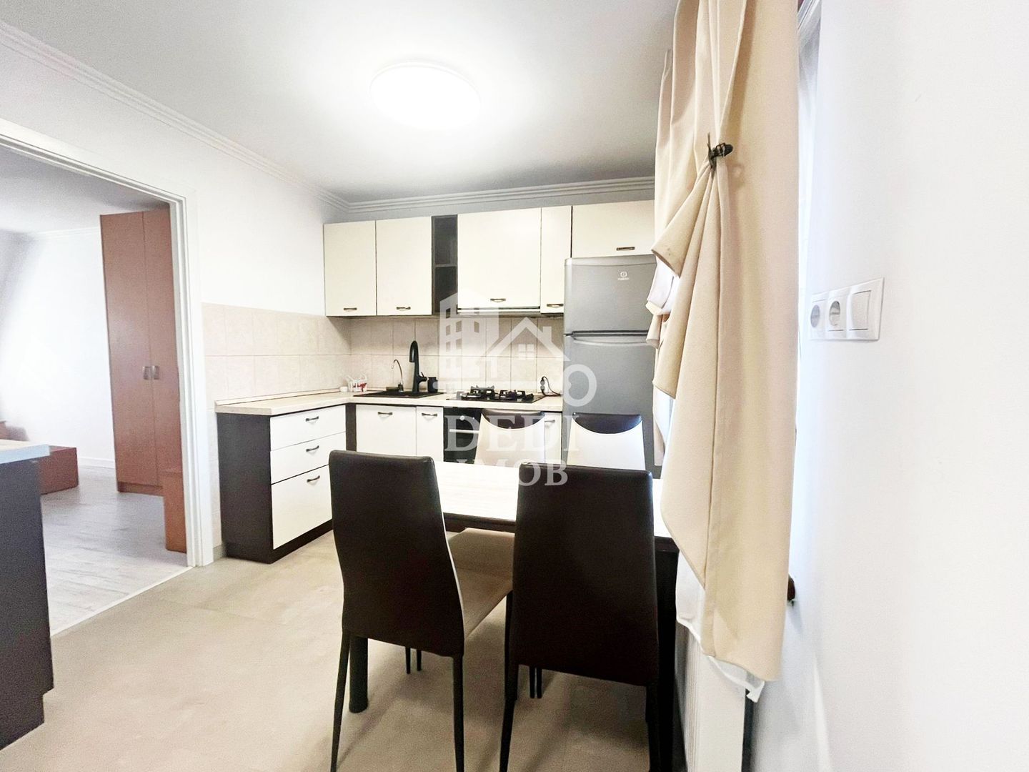 Apartament cu 2 camere de vanzare zona Cantemir,Oradea - Poză 7