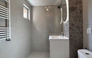 Vanzare apartament 3 cam(70mp), cu centrala termica, Lujerului, 2 min. metrou - Poză 2