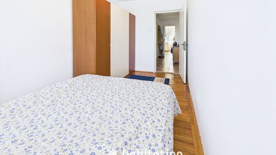 3 camere, garaj inclus, confort și accesibilitate, lângă Piața Unirii - Poză 8