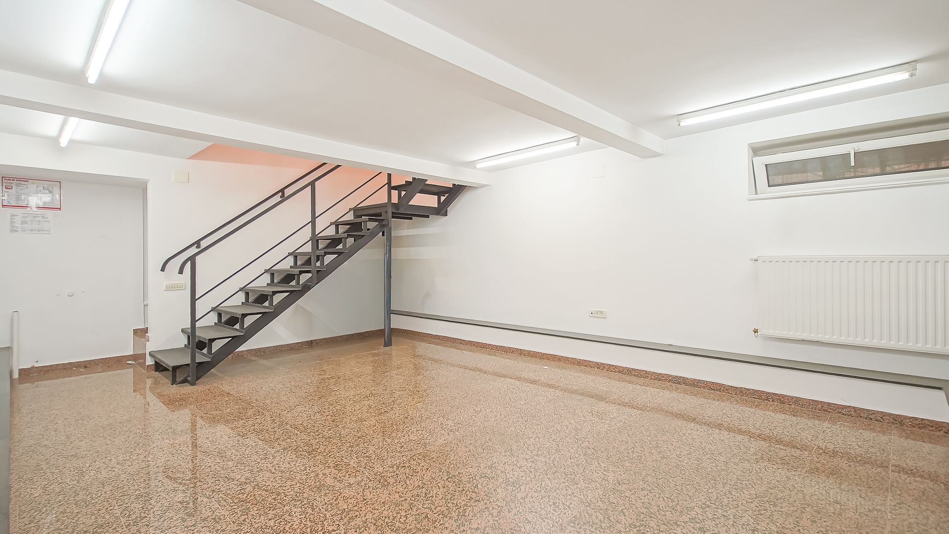 COMISION 0% - Spatiu Comercial de închiriat - Bulevardul 15 Noiembrie - Poză 23