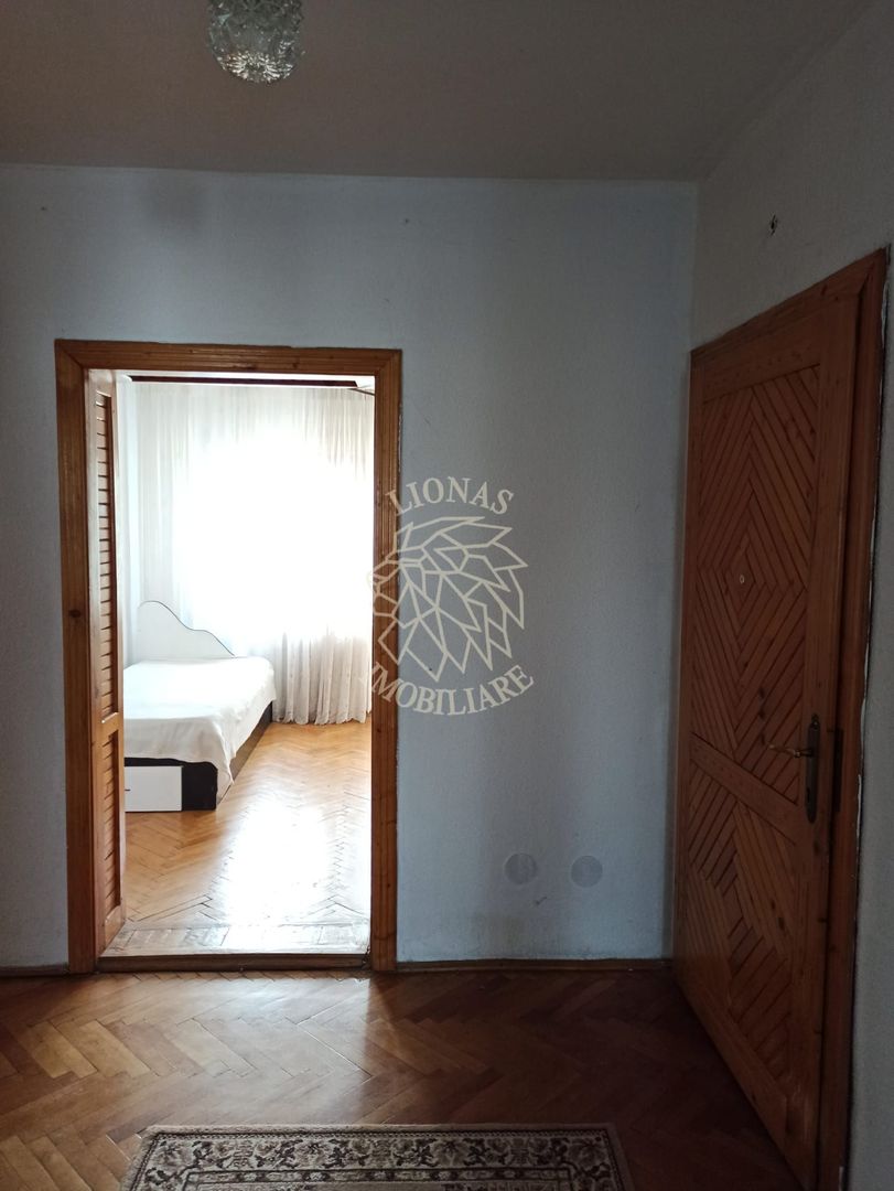 Apartament la casa 3 camere 82 mp- etajul 2- 2 balcoane -Valea Ghinzii - Poză 6