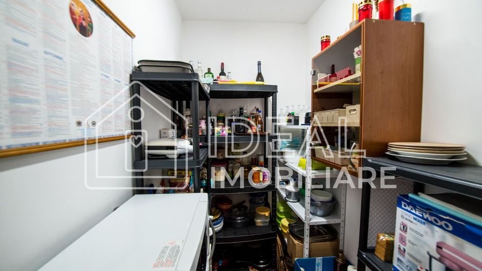 Casa Individuala cu 8 camere si 430 mp de curte, zona Calea Poplacii - Poză 20