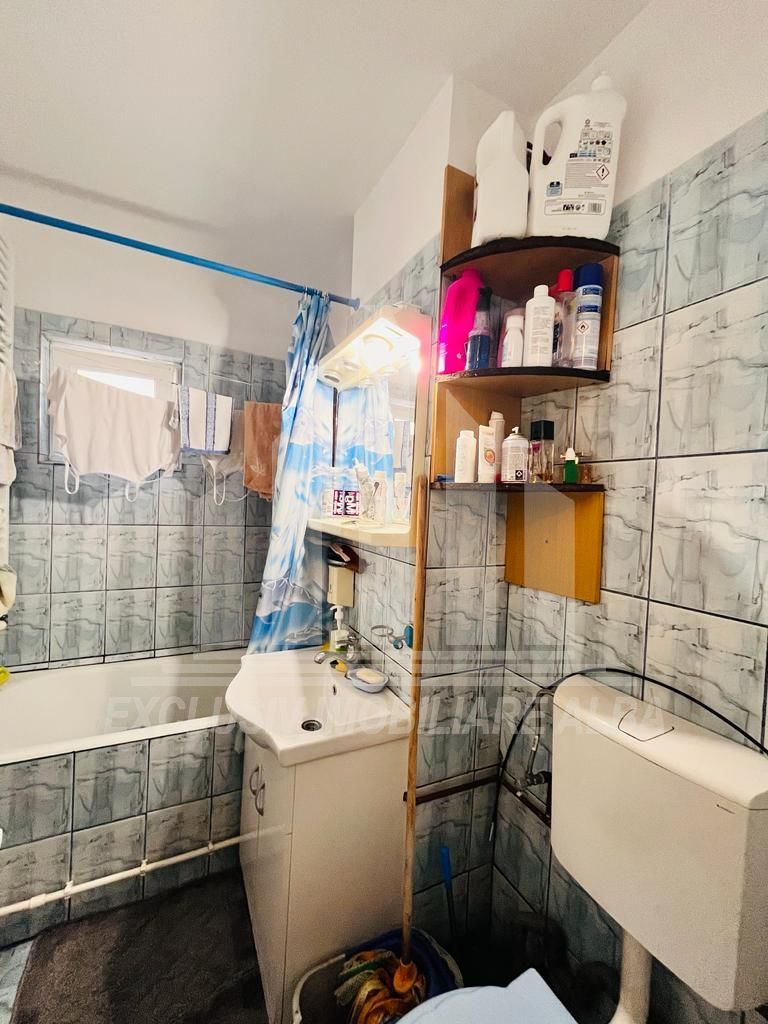 Apartament 2 camere Cetate cu gradina - Poză 6