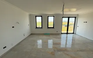 Hala 500 mp|Teren 1,3 ha|Birouri & Apartament| Rădăuți – Badeuti - Poză 15