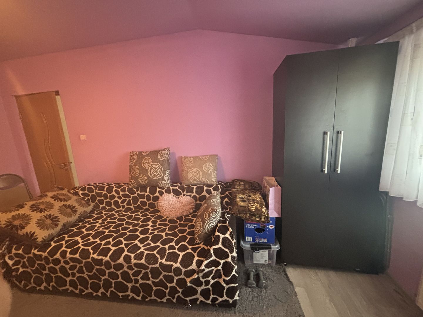 Mobilat si utilat aproape de Spitalul Judetean - Poză 15