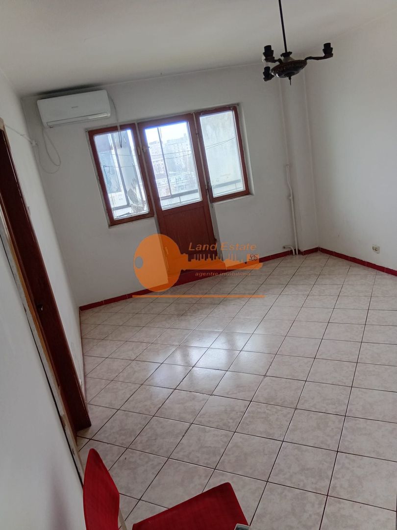 Apartament 2 camere - 55 mp - 800 m metrou Crangasi - Poză 3