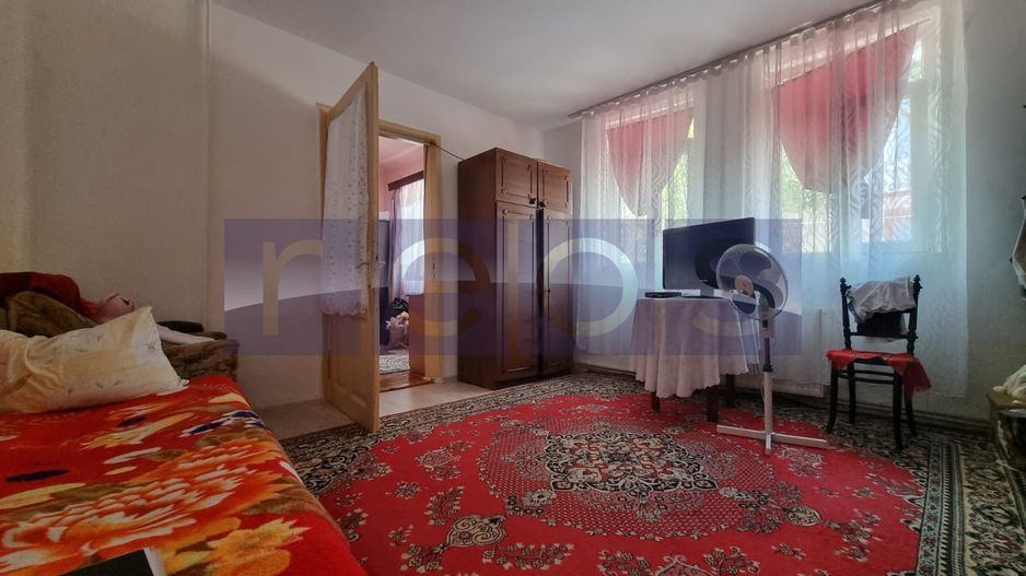 VANZARE CASA 2 CAMERE | ZONA TINERETULUI -CURTE COMUNA - Poză 2