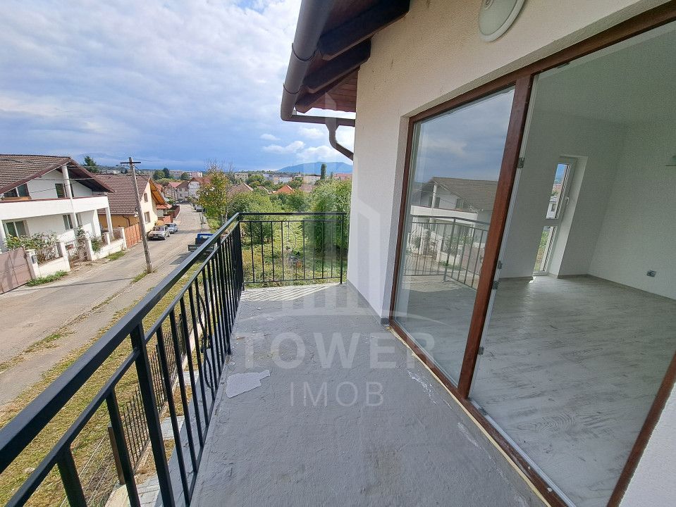 Duplex de vanzare 4 camere la cheie cu priveliste spre munte Cisnadie - Poză 1