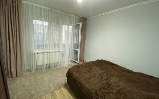 Apartament de închiriat în inima Chișinăului! - Poză 11