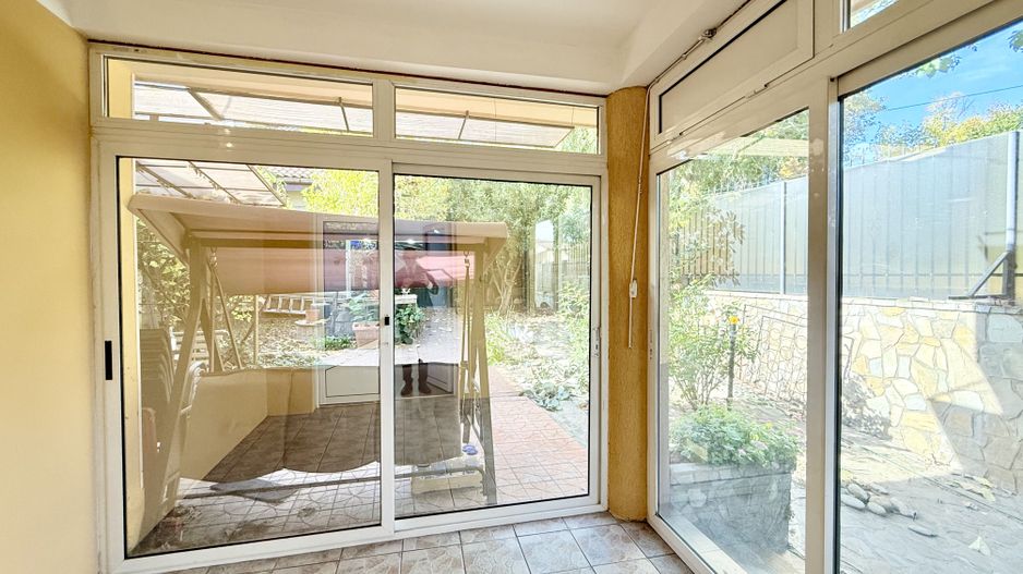 Casă practică, cu curte și parcare, în zona centrală - Parcul Carol - Poză 23