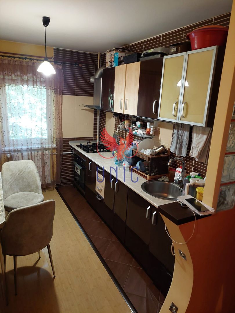 2 camere, etajul 1, Craiovita, zona Carrefour - Poză 4