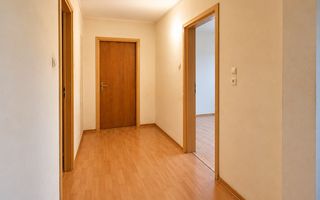 DE VANZARE APARTAMENT 2 CAMERE DECOMANDAT 55 MP GORJULUI METROU - Poză 5