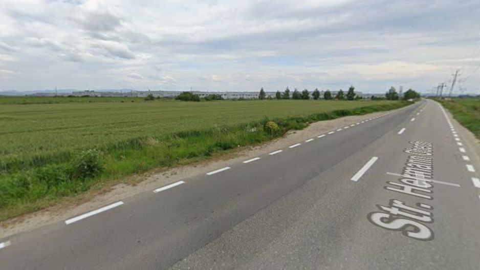 OCAZIE! Lot teren in vecinatatea aeroportului Brasov 50 m deschidere - Poză 5