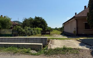 Teren intravilan Seini lângă pensiunea Trei Pini - Poză 1