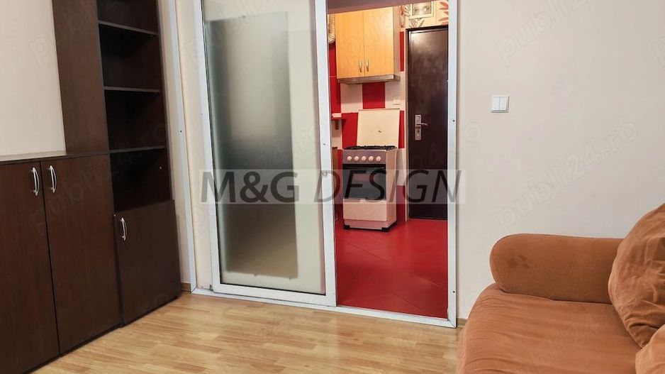 Garsoniera zona Buziasului etaj 2 - Poză 4