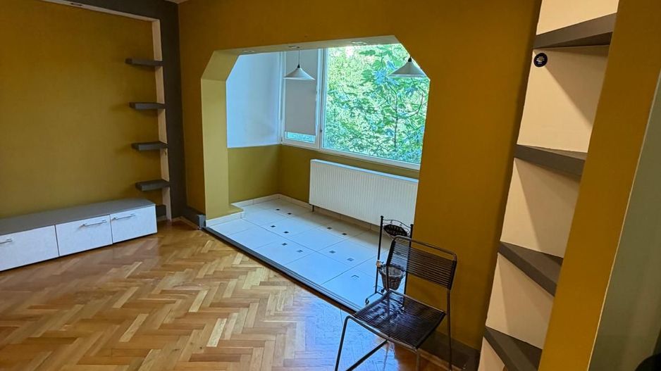 Girocului-Lidia | 3 Camere | Etaj 1 | Centrala proprie | Boxa - Poză 3