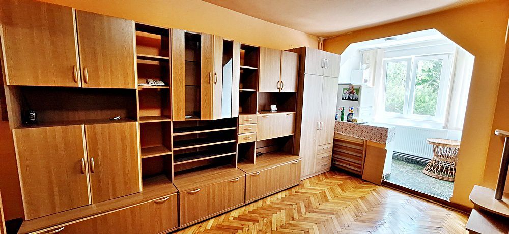 Garsoniera pe str. Soarelui, etaj 2, libera, 55000 euro - Poză 1